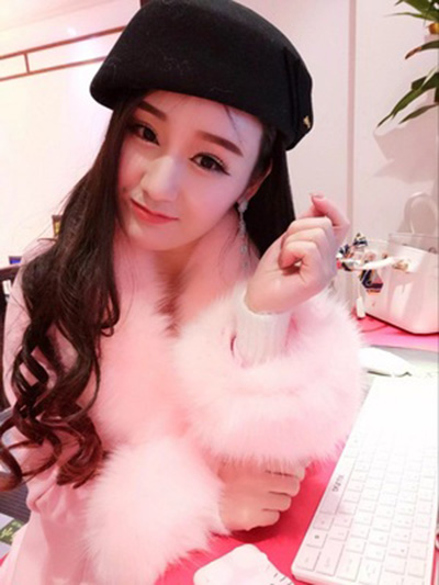 受不了，你的帽子太丑啦！